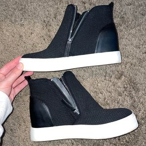 Steve Madden Black Sneakers